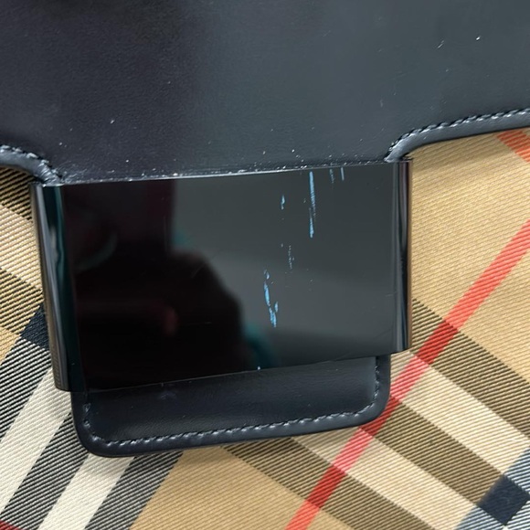 Beautiful Burberry bag & wallet! Gorgeous! - Picture 11 of 11